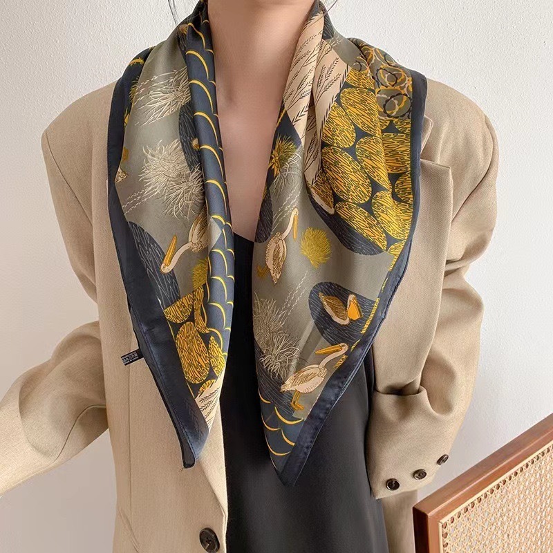 Luxury Bags China - Foulard carré en soie pour femme,